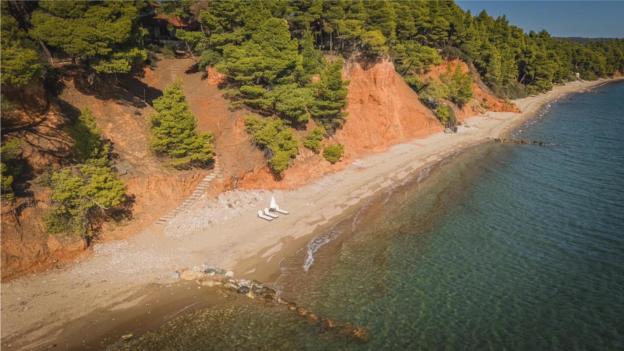 Squirrel Beach Front Villa, Metamorfosi Bagian luar foto